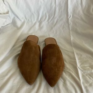 Suede flat mule